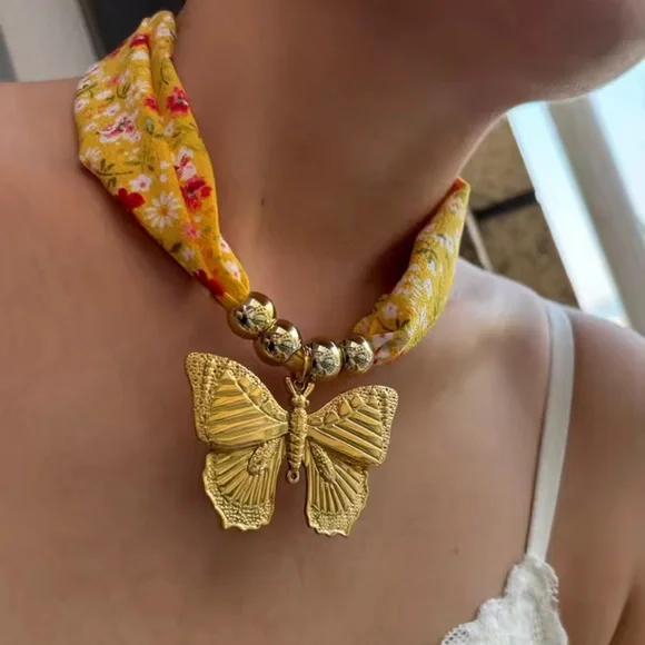 Golden Butterfly 18K Gold Stainless Steel Floral Scarf Choker Necklace - Picture 4 of 11